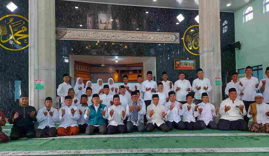 Lantik Pengurus Fahmi Tamami Aswaja, Wali Kota Lis Serukan Pengelolaan Masjid dan Musala yang Lebih Sejahtera