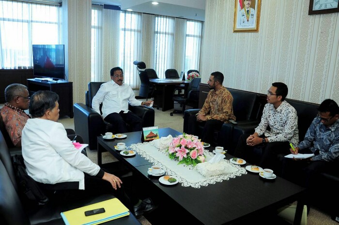 Gubernur Ajak Berantas Mafia Perdagangan